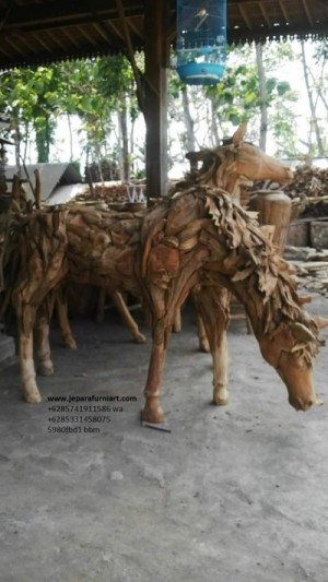 patung kuda teak recycle
