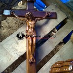 Patung Yesus Salib Kayu Jati